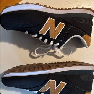 New Balance Black and Tan Athletic Shoes